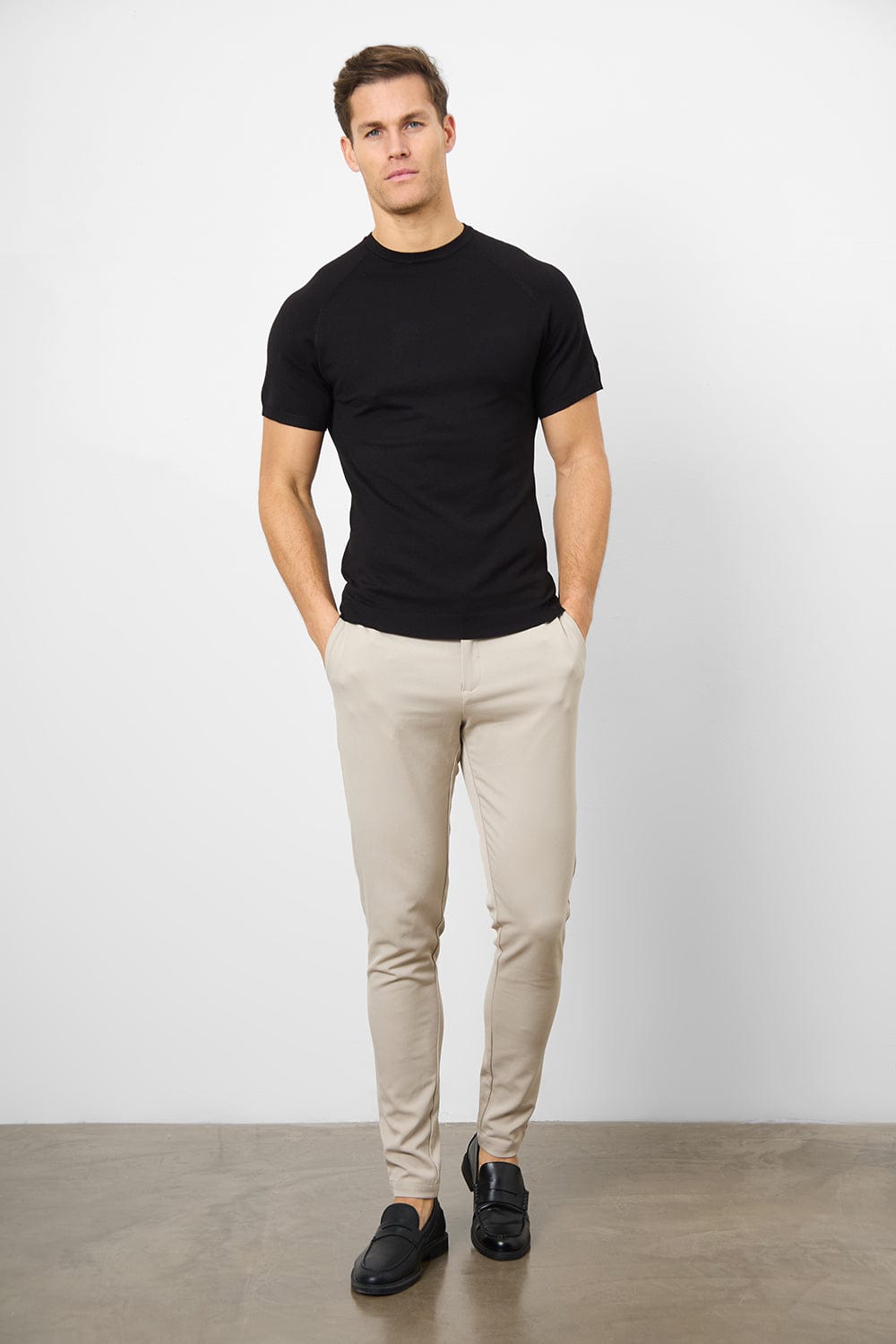 Fein gestricktes T-Shirt in Schwarz