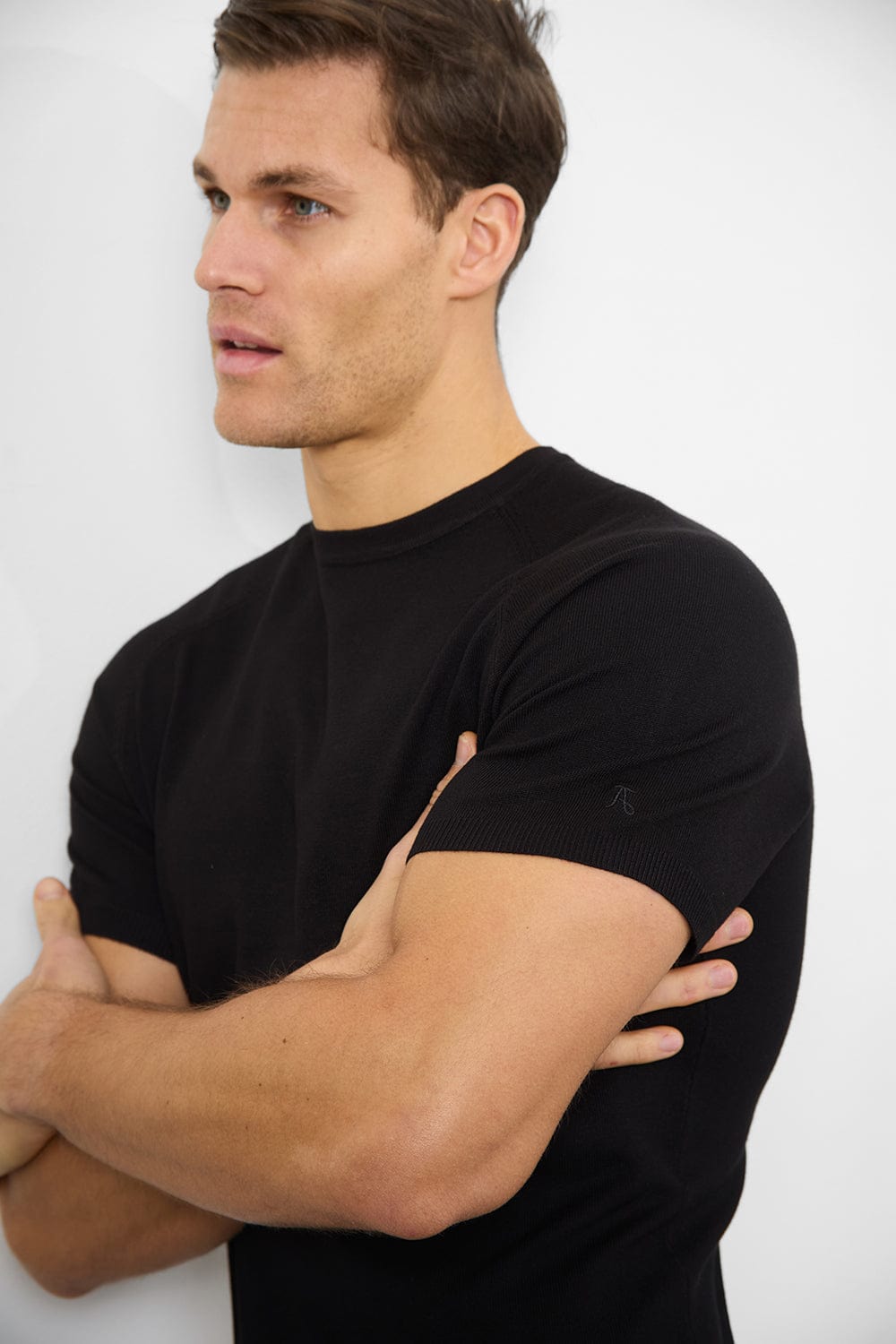 Fein gestricktes T-Shirt in Schwarz